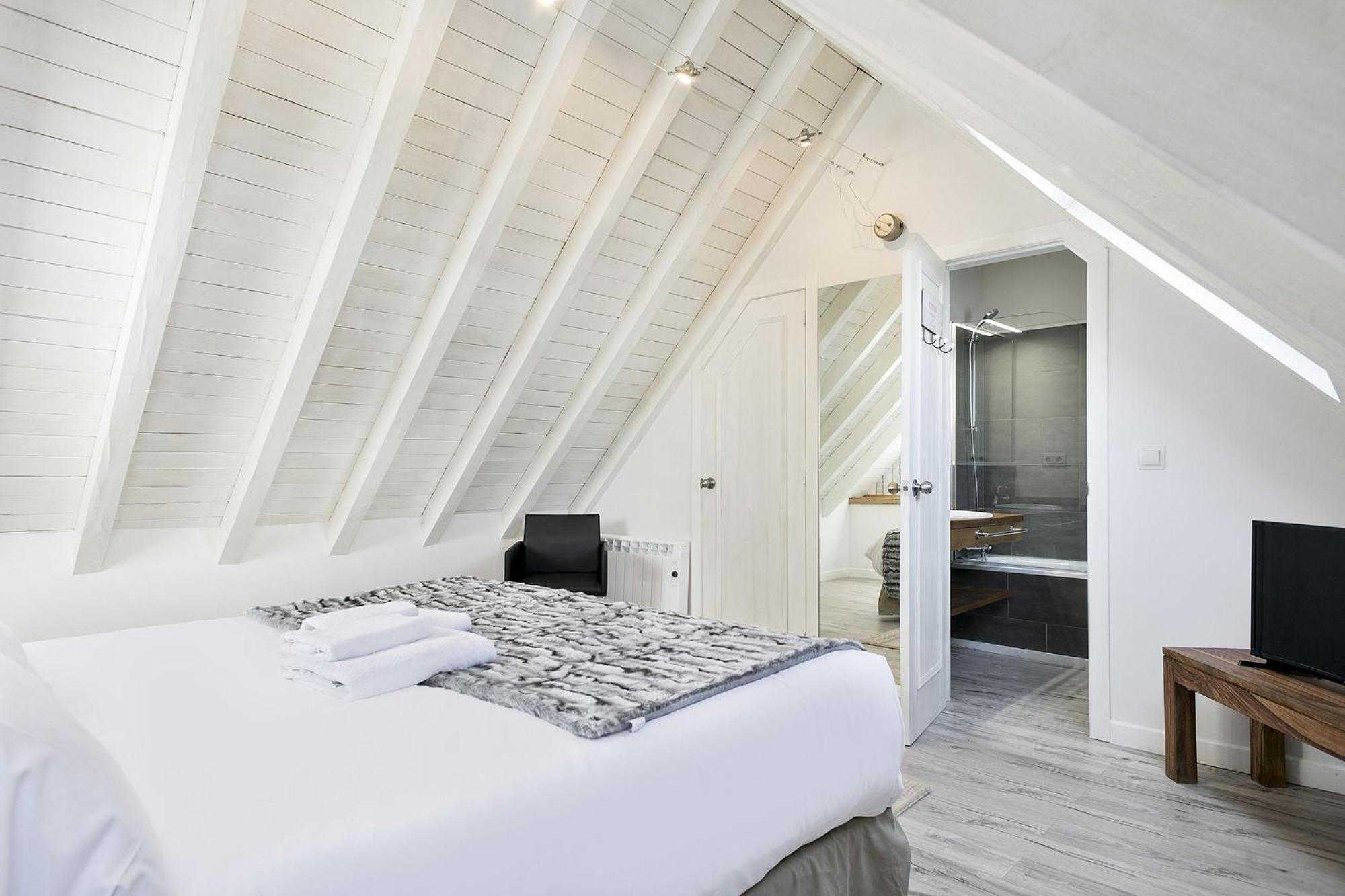 Luderna - Duplex Sant Miqueu Lägenhet Vielha Exteriör bild